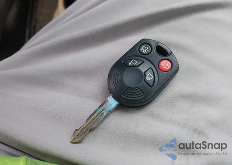 2010 Ford Fusion Se from USA, damaged, VIN 3FAHP0HA3AR233714